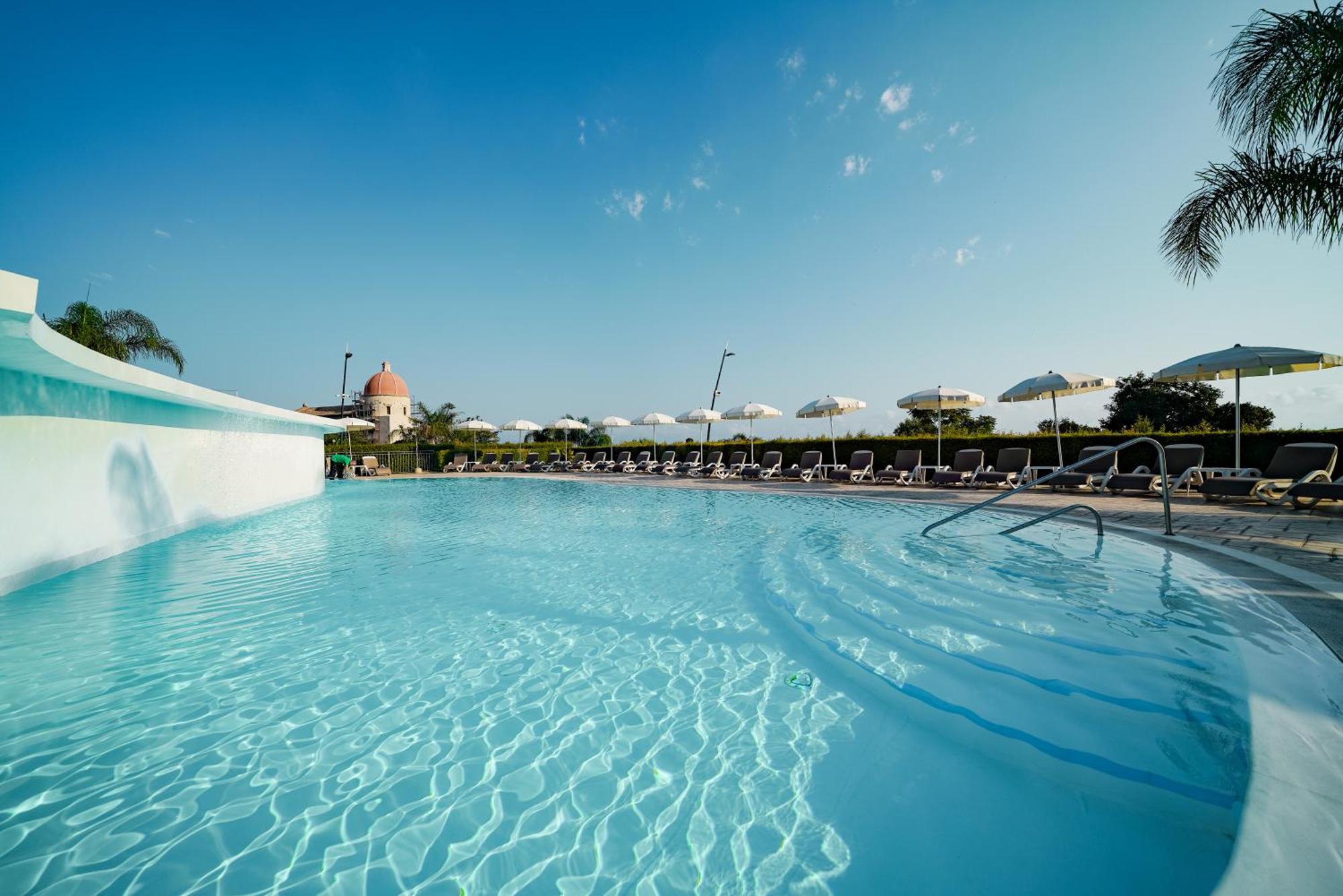 Sentido Michelizia Tropea Resort ภายนอก รูปภาพ