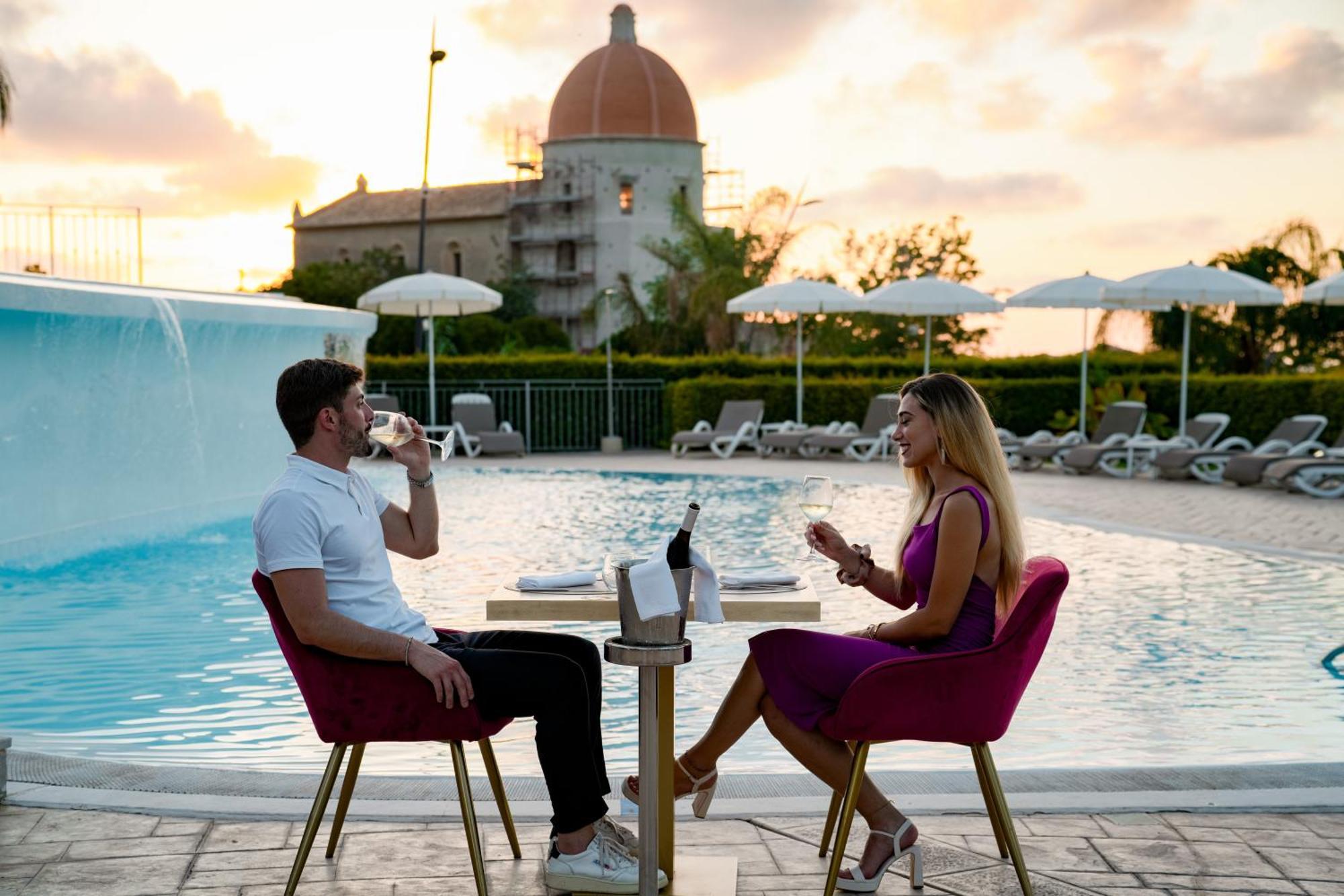 Sentido Michelizia Tropea Resort ภายนอก รูปภาพ
