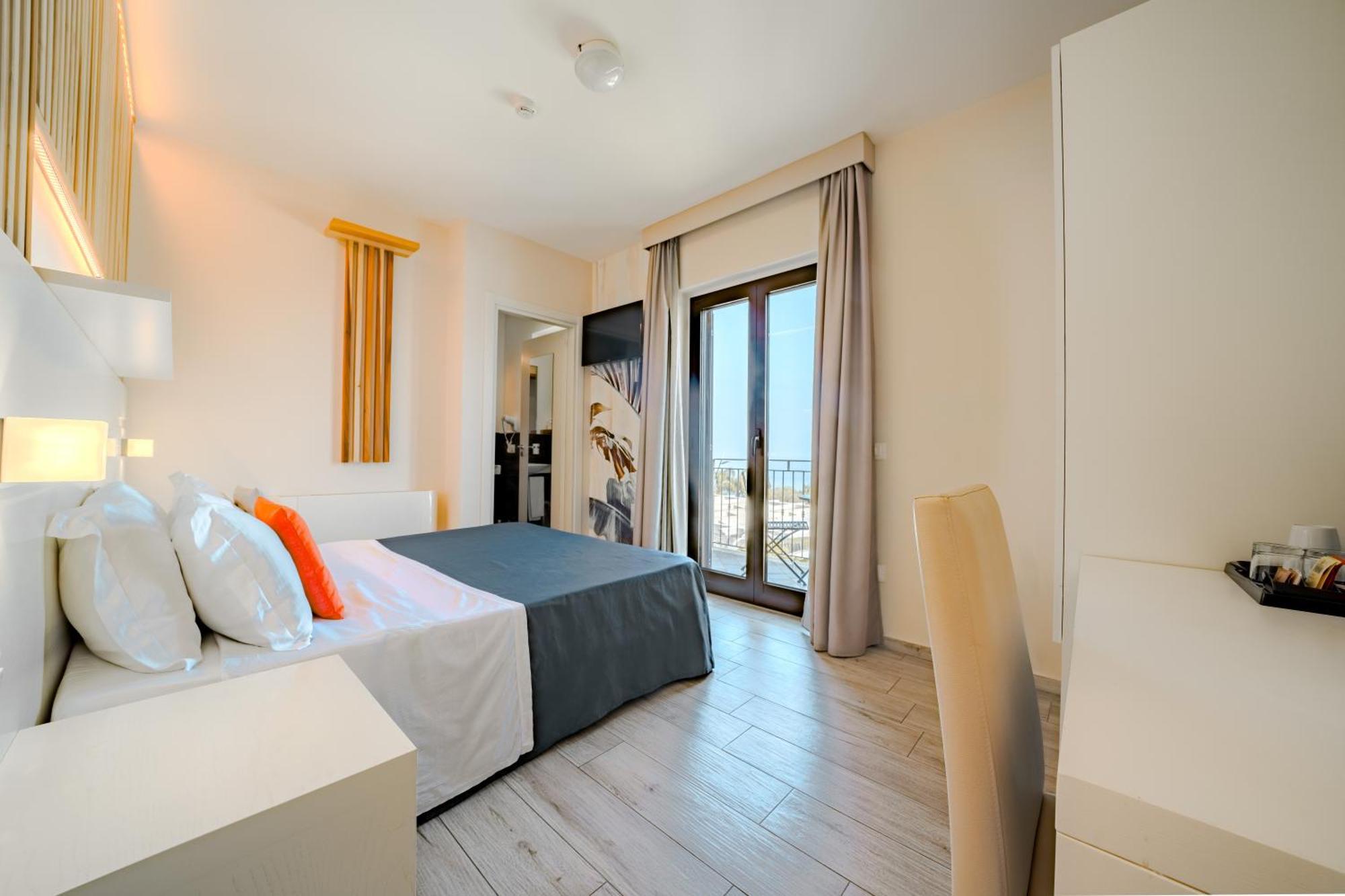 Sentido Michelizia Tropea Resort ภายนอก รูปภาพ